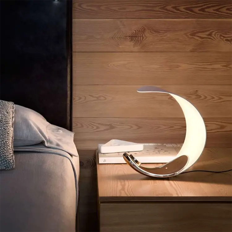 Moon Table Lamp | Creative C-Shaped Touch Bedside Atmosphere Light - 5W / L230*W210*H260 - Lamp