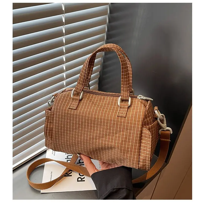 Nylon Zipper Women’s Bag One Size Shoulder Bag Spring 2025 - Fashion / Women’s Bags / Shoulder & Tote Bags