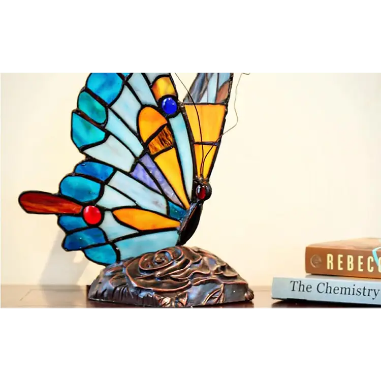 Cardinal Bird Decorative Table Lamp | Red Bird Animal Home Décor Light - Lamp