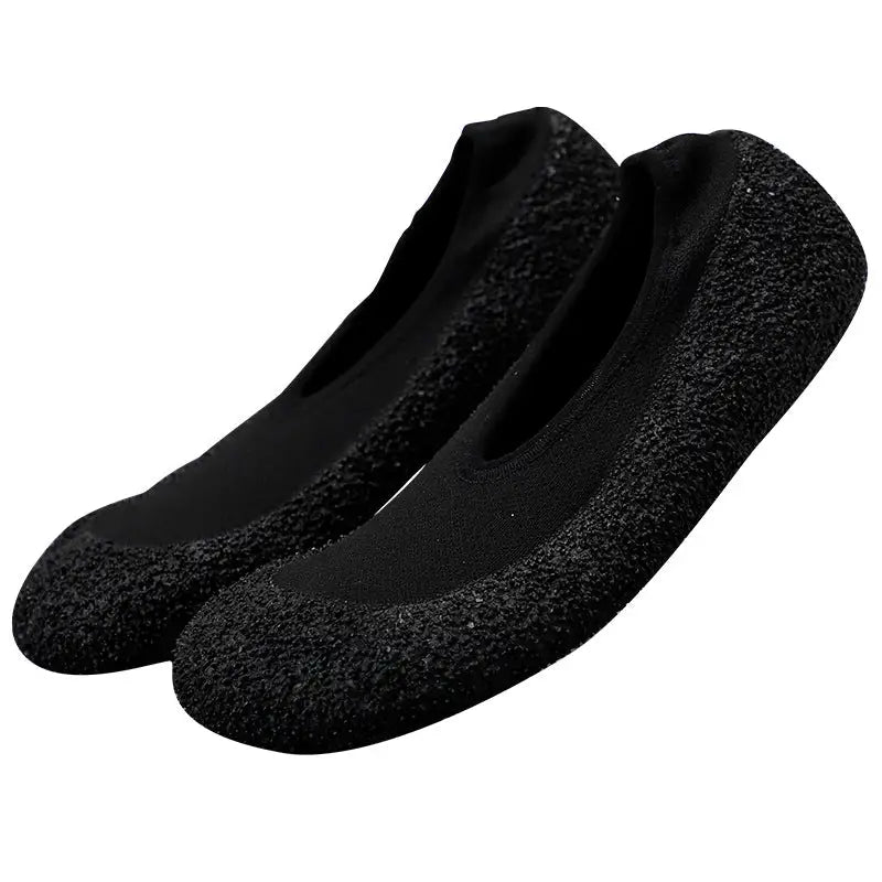 Indoor Sports Shoes | Ultra-Light Quiet Gym Sneakers for Men & Women - Magic Black (Shallow Shock Absorption Sole) / 34