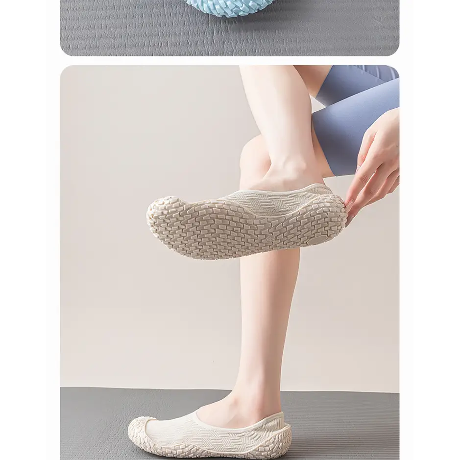Silent Yoga Indoor Sports Shoes | Non-Slip Soft Sole Fitness Sneakers with Shock Absorption - 服装
