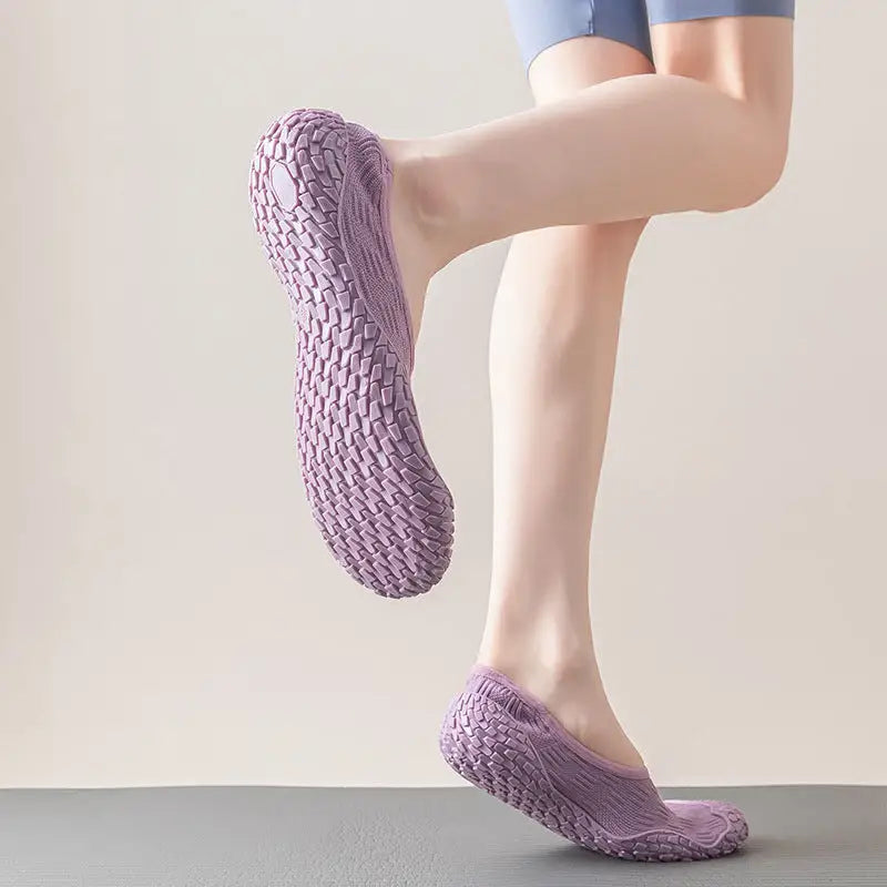 Silent Yoga Indoor Sports Shoes | Non-Slip Soft Sole Fitness Sneakers with Shock Absorption - 服装