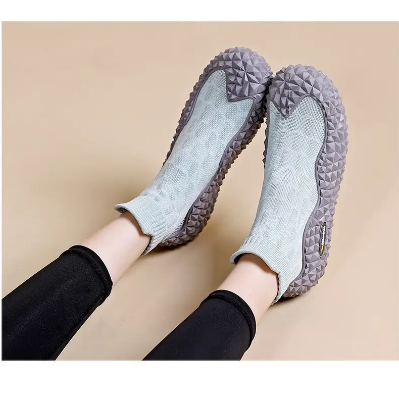 Snorkeling Beach Shoes Socks for Men Women and Children Diving Swimming Soft Sole Quick-Dry Non-Slip Anti-Cut Outdoor